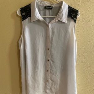 Sleeveless Blouse